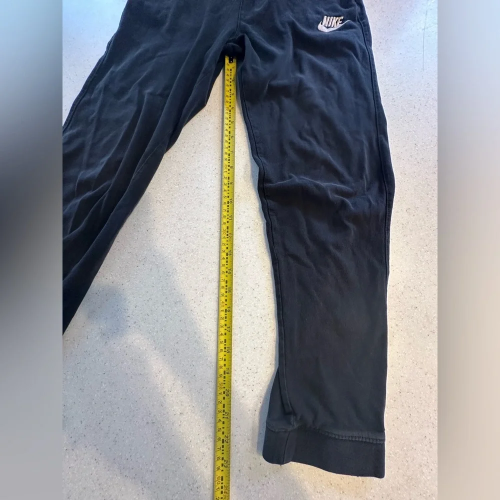 Nike Boy’s XL Black Joggers. Cotton. Soft!